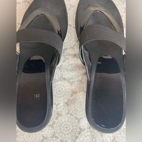 Stuart Weitzman~Black Patent Leather Thong Wedge Sandal~Matte Over Strap~Size 9 - Picture 7 of 16